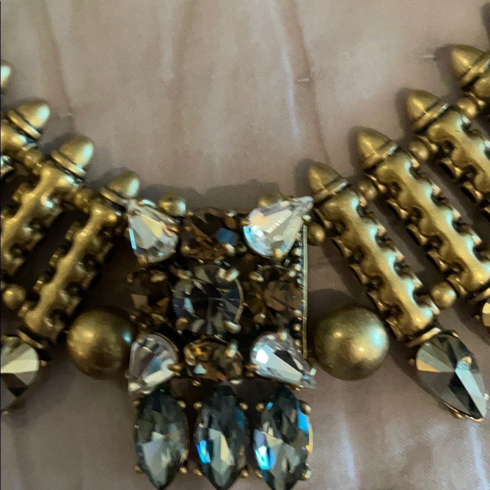 statement necklace - Picture 3 of 4